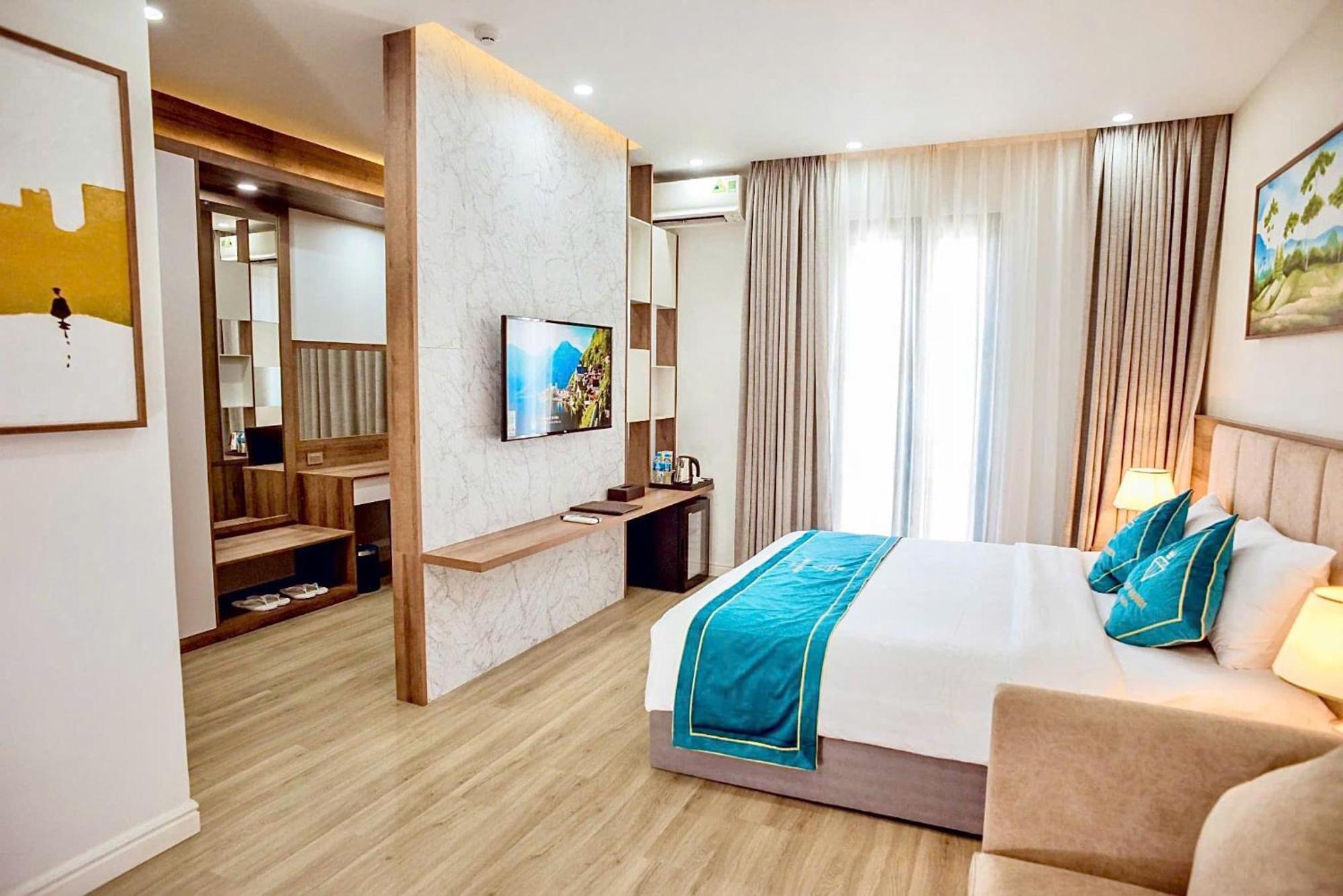 Rubyqueen Halong Hotel Ha Long Exterior foto