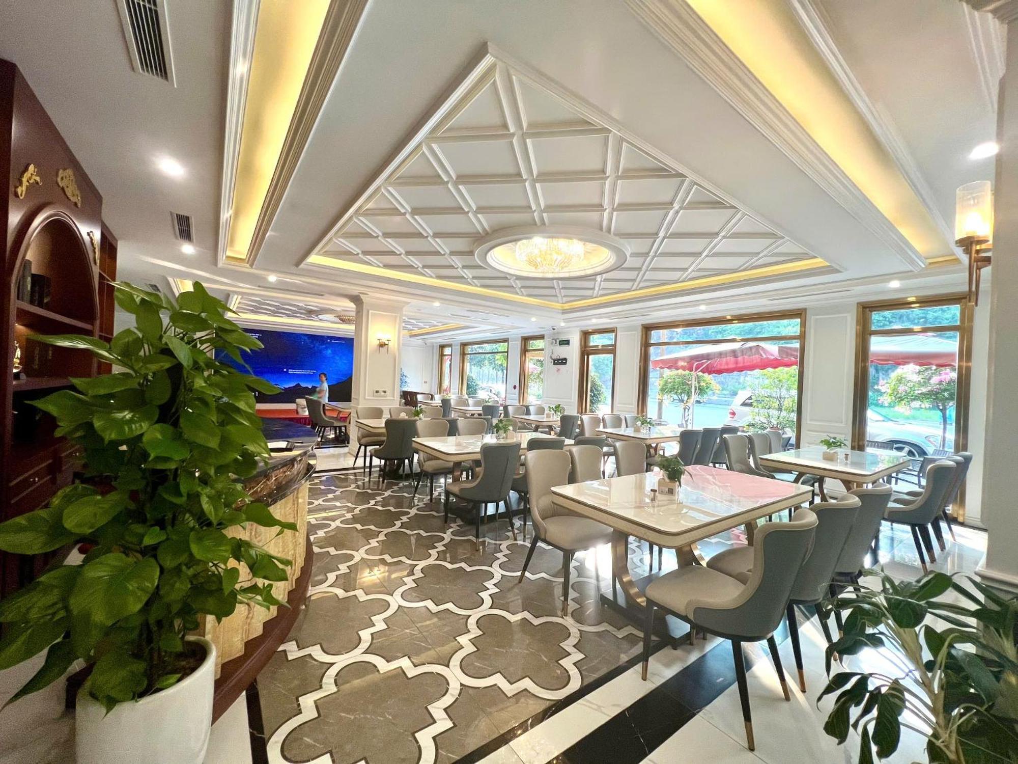 Rubyqueen Halong Hotel Ha Long Exterior foto